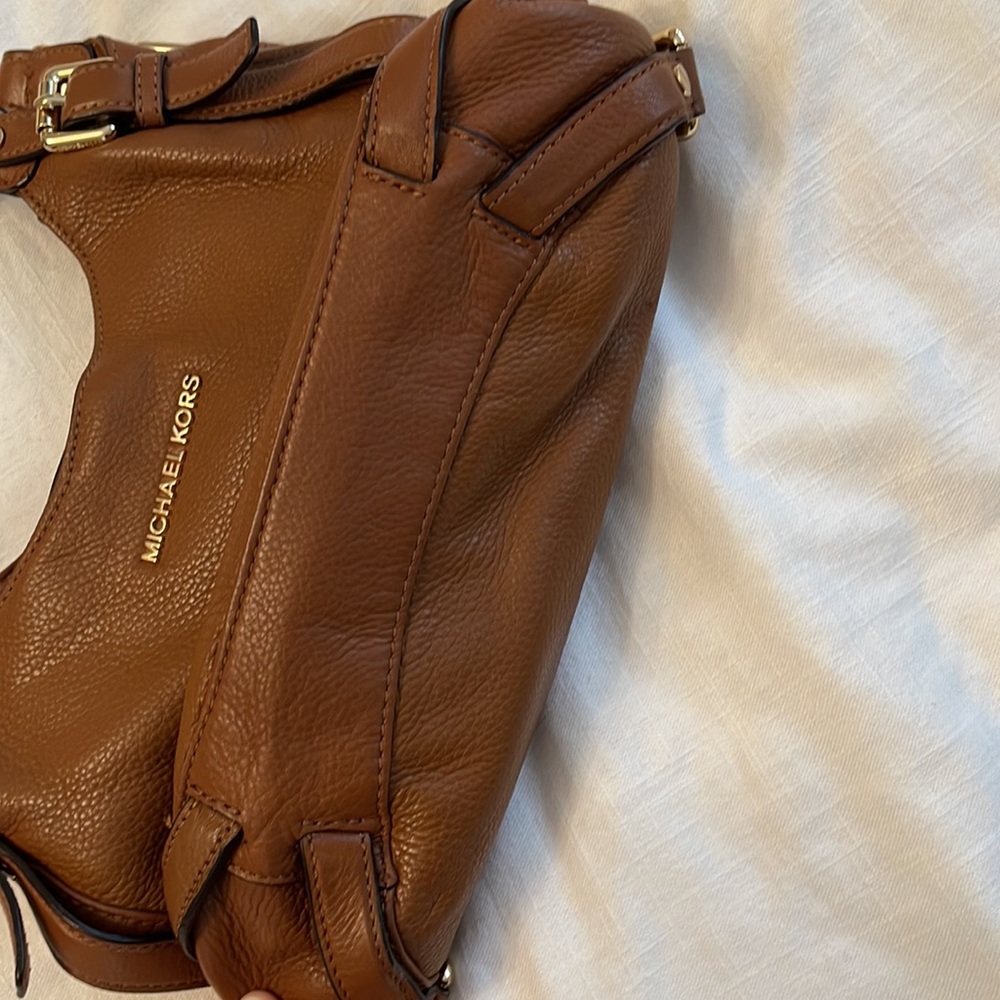 Michael Kors Handbag - Picture 4 of 9